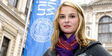 Reiler: Sexy, Single & jetzt Frau Doktor