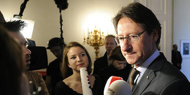 Schuldenbremse  / Josef Bucher