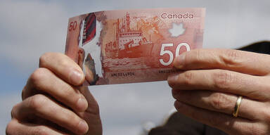 Falsches Ahornblatt auf Banknoten