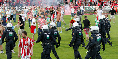 GAK-Hooligans wegen Platzsturm verurteilt 