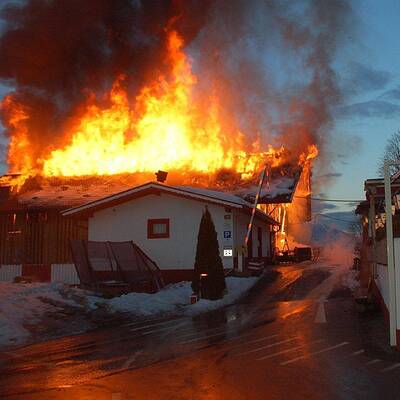 Stadl des Innbrucker Kranebitter Hofes komplett abgebrannt