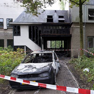 Historisches Rathaus in Waalre durch Feuer komplett zerstört