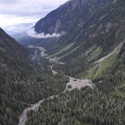 50 Personen wurden mittels Hubschrauber und Feuerwehrfahrzeugen gerettet