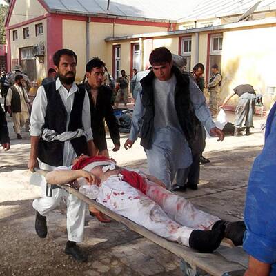 Selbstmordattentäter tötet mehr als 40 Menschen in Maymana