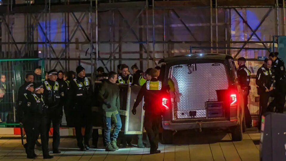 Erster Angriff seit Wiederansiedlung: Wolf beißt Frau in Hamburg