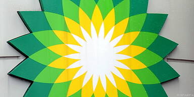 H&ouml;here Einsparungen kompensierten R&uuml;ckg&auml;nge