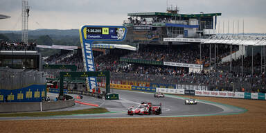 Habsburg jubelt &uuml;ber Sieg in LMP2-Klasse