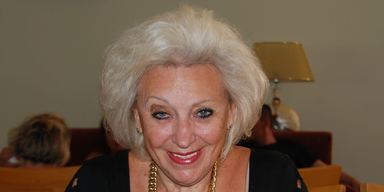 Krebs! Ber&uuml;hrendes Abschieds-Posting von Hellseherin Haller