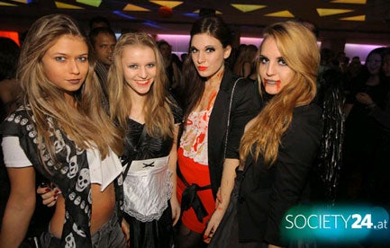 Club Cosmo feiert Halloween