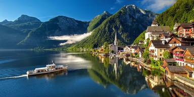 Halstatt Pixabay Julius Silver.jpg