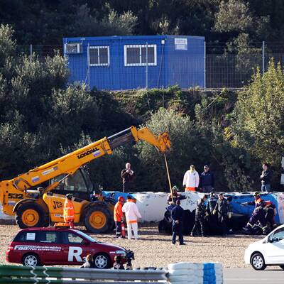 Hamilton-Crash bei Testfahrten in Jerez