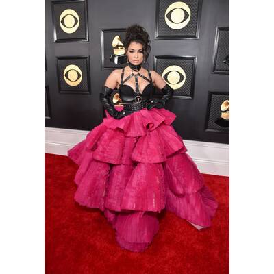 Amanda Reifer mit Turbo-Frisur