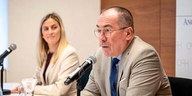 Harald Mayer wurde nicht abgewählt