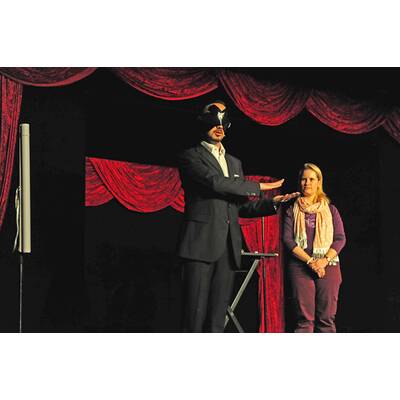 Harry Lucas: Promis bei Premiere 