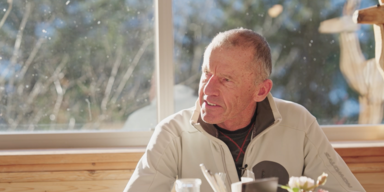 Workout für Kraft & Stabilität mit Johannes Quehenberger, zweifacher Weltmeister im Nordic Walking