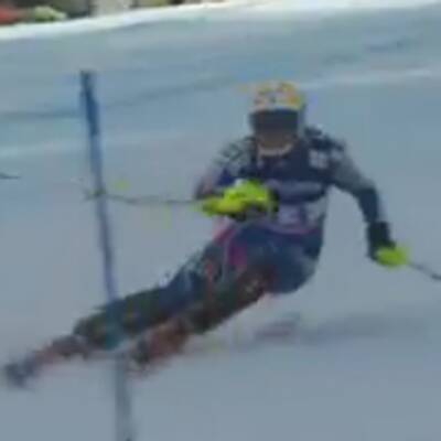 Die Bilder der Damen-Superkombi