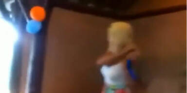 Heiratsantrag haut Angebetete um