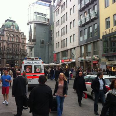 Heli landet am Stephansplatz