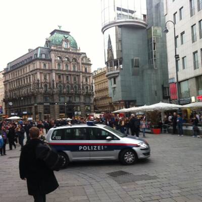 Heli landet am Stephansplatz