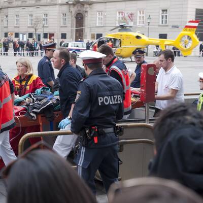 Heli landet am Stephansplatz
