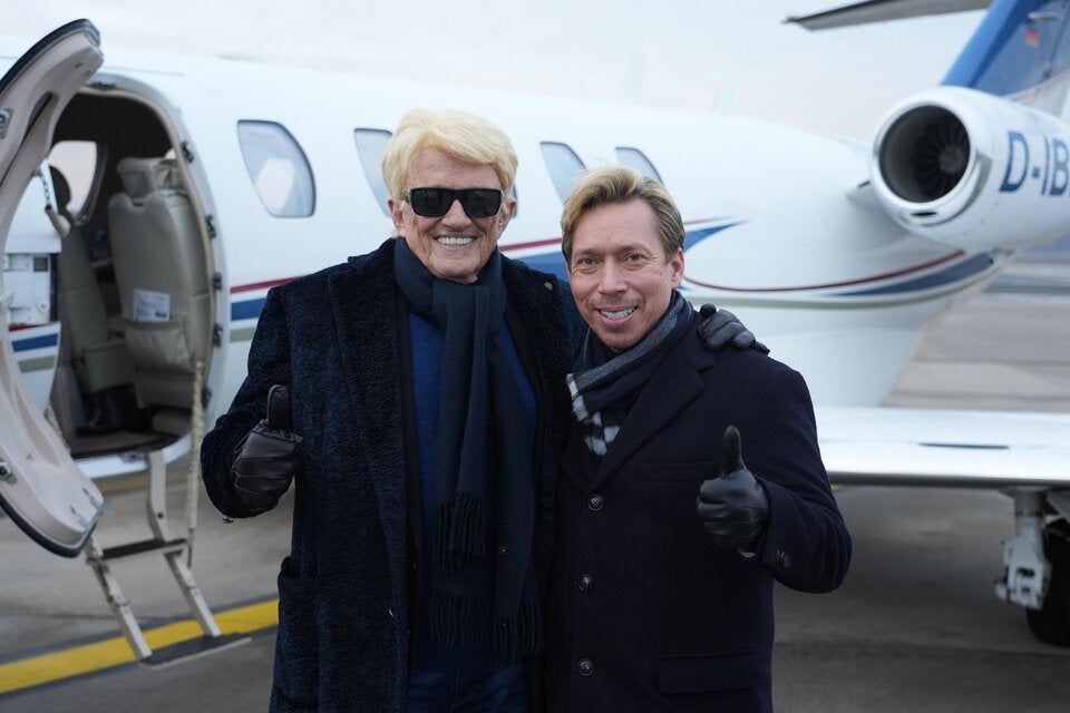 Heino und Helmut Werner im Privatjet.