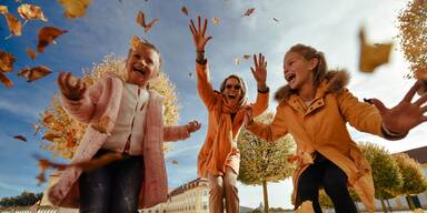 Goldener Herbst lockt Familien auf Schloss Hof