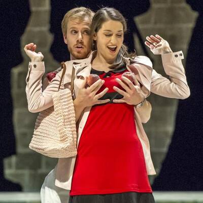 Rihanna - Queen of Downloads