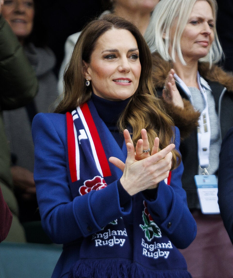 1. Auftritt: Prinzessin Kate lacht die Andrew-Krise weg