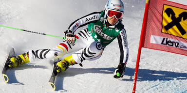 Ex-RTL-Weltmeisterin H&ouml;lzl h&ouml;rt auf