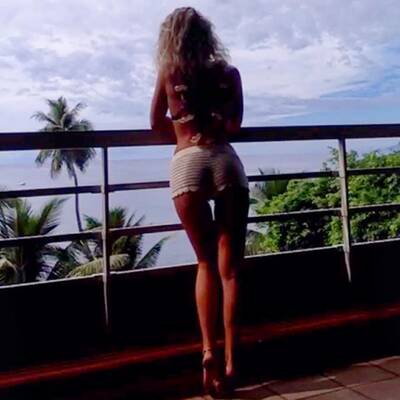 Das ist sexy Surf-Star Janni Hönscheid