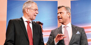 Hofer und Van der Bellen setzen auf Internet-Fight
