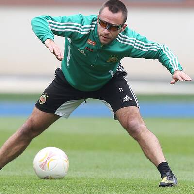 Steffen Hofmann trainiert mit Spezial-Brille