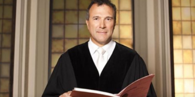 TV-Richter Alexander Hold (62) k&auml;mpft gegen Krebs