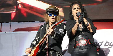 Konzert-Hammer: Johnny Depp rockt St. P&ouml;lten