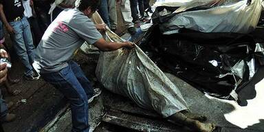 Gefängnisbrand: Hinterbliebene stürmten Leichenhaus