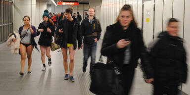 Nackt-Alarm in der U-Bahn