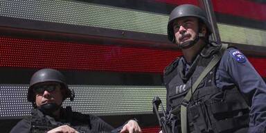 Wilde Schie&szlig;erei am Flughafen Houston