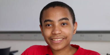 14-J&auml;hriger macht offiziell seinen Uni-Abschluss