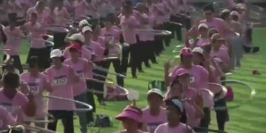 Neuer Hula-Hoop Weltrekord aufgestellt