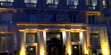 Die Eröffnung des Park Hyatt Hotels