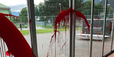 Radikale Impf-Gegner verw&uuml;sten Impf-Zentrum