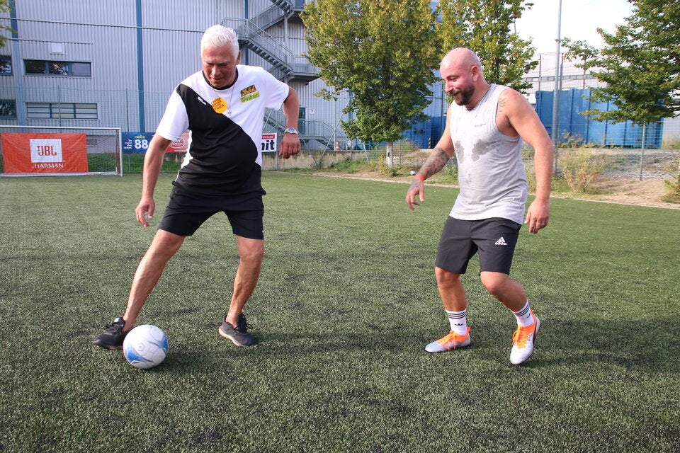 Austropop kickt für Wiener Frauenhäuser