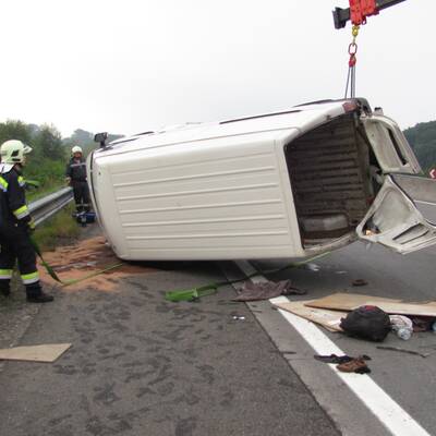  Zwei Notarzt- und acht Rettungswagen rückten aus.