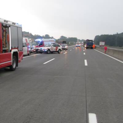  Zwei Notarzt- und acht Rettungswagen rückten aus.