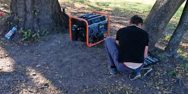 Demo als Corona-Party im Prater