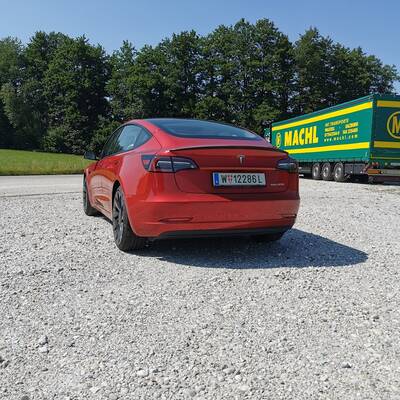 Tesla Model 3 Performance (2021)