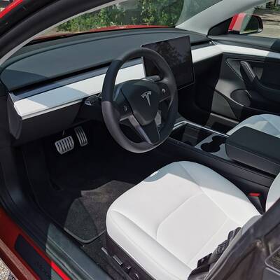 Tesla Model 3 Performance (2021)