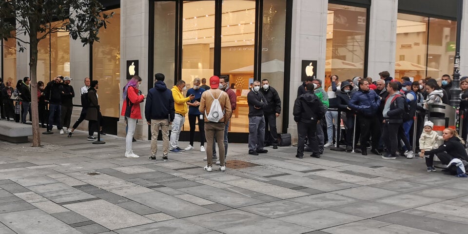 Ansturm auf das iPhone 13 in Österreich