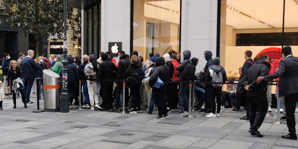 Ansturm auf das iPhone 13 in Österreich