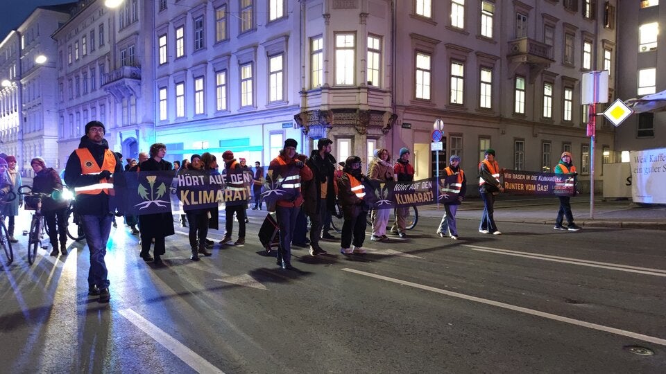 Klima-Kleber schlagen jetzt auch im Abendverkehr zu